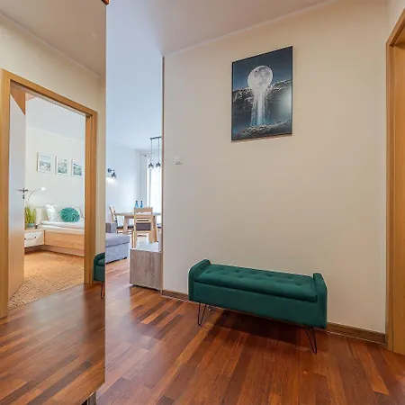 Greenwall Point By Oneapartments Lägenhet *