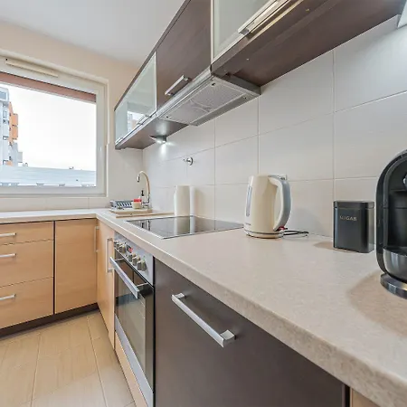 Greenwall Point By Oneapartments Lägenhet